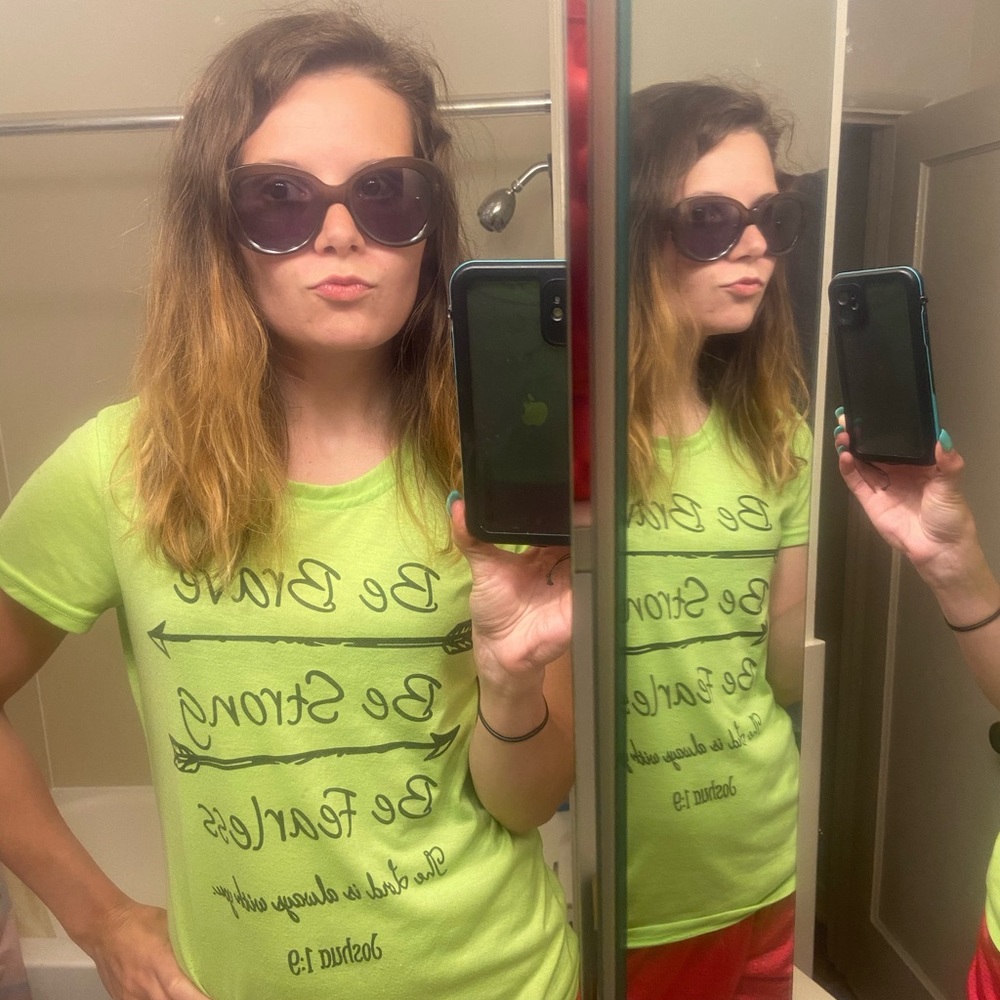 Authentic Gucci sunglasses - Picture 10 of 11